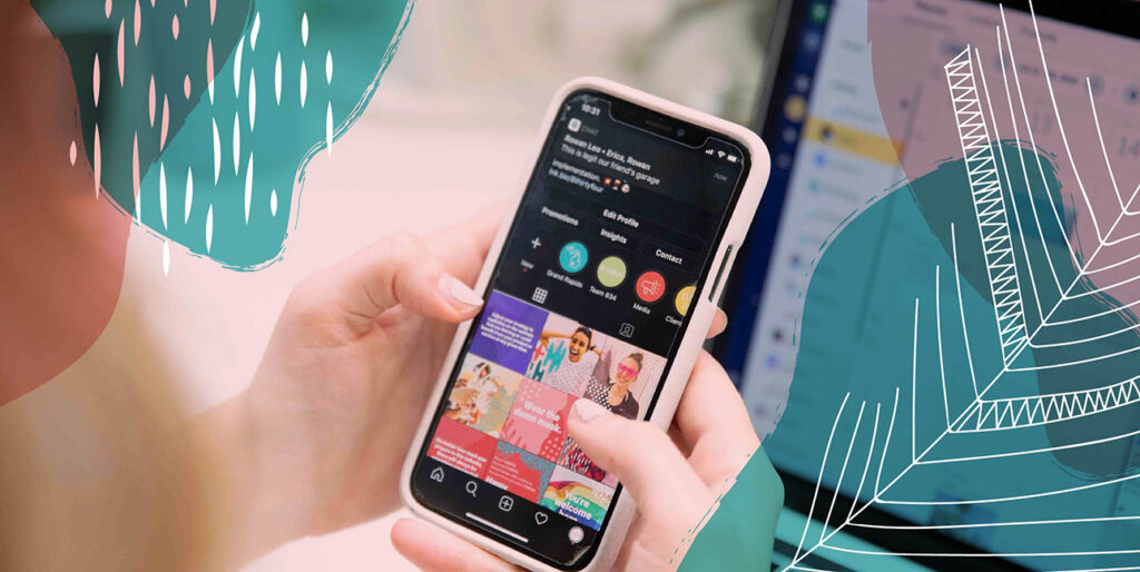 Delaney Mackenzie typing on a phone.