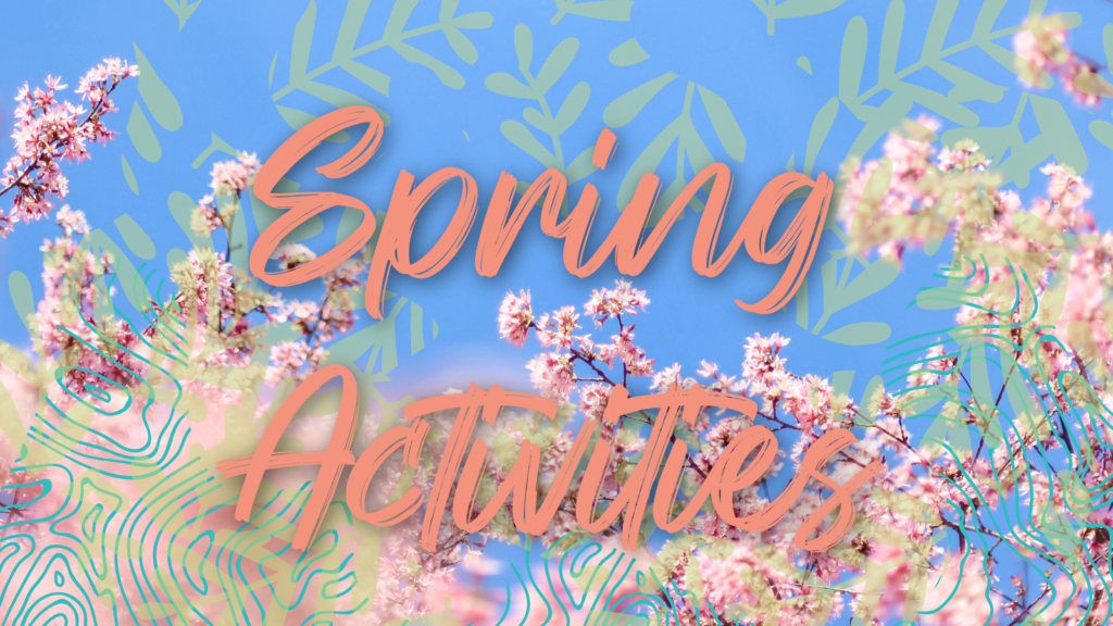 Pink spring flowers in front of a blue sky